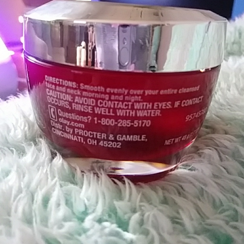 Olay - Picture 2 of 2